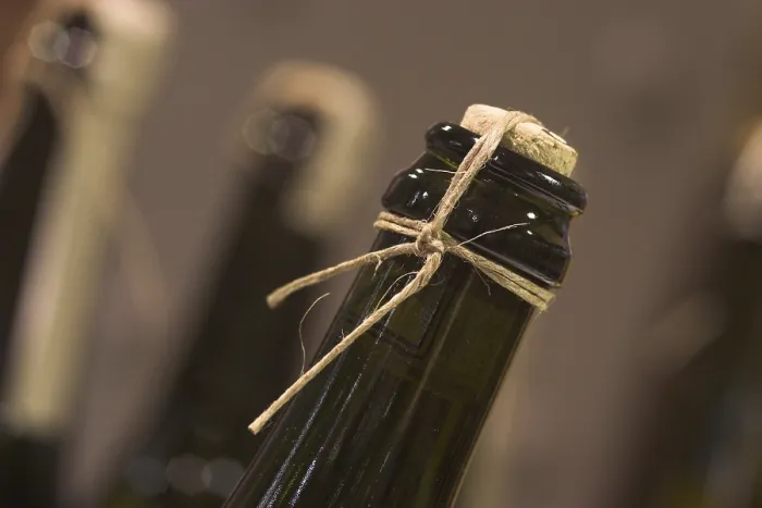 Gerahmter Druck : Hals des Prosecco-Flaschen Gerahmter Druck : Hals des Prosecco-Flaschen