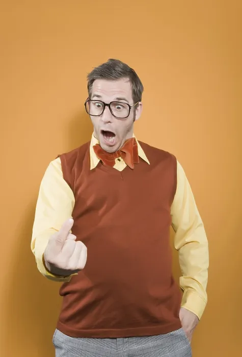 Gerahmter Druck : Nerd pickt sich die Nase. Gerahmter Druck : Nerd pickt sich die Nase.