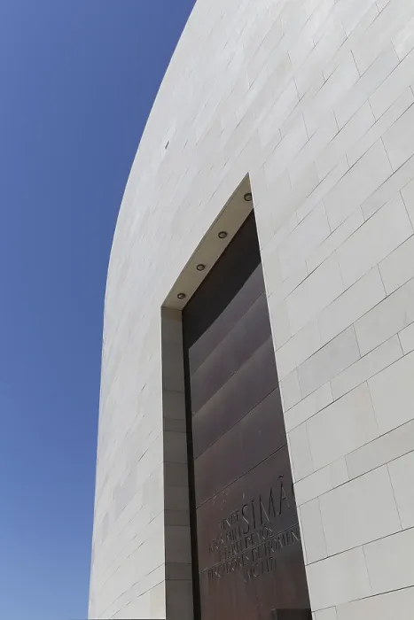 Gerahmter Druck : Das neue Dom in dem religiösen Komplex in Fátima. Gerahmter Druck : Das neue Dom in dem religiösen Komplex in Fátima.