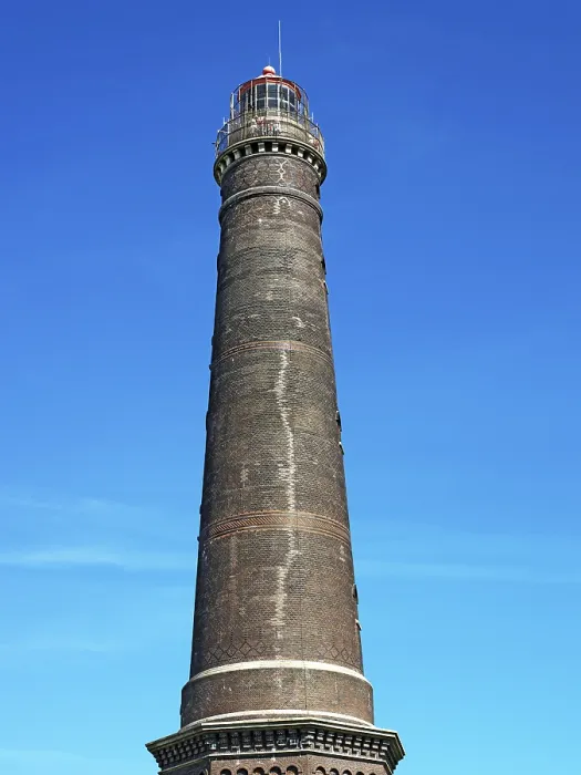 Gerahmter Druck : Neuer Leuchtturm, Klinkermauerwerk. Gerahmter Druck : Neuer Leuchtturm, Klinkermauerwerk.