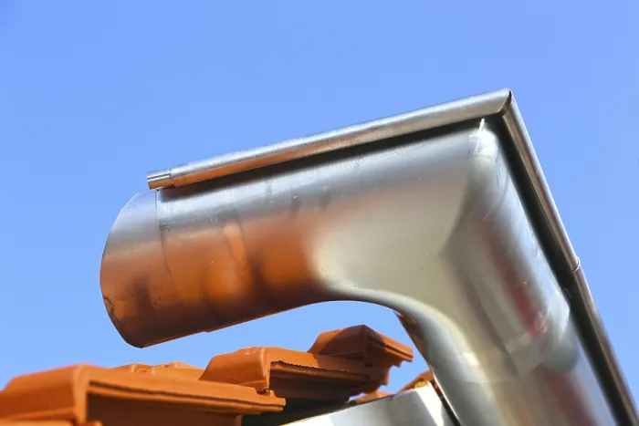 Gerahmter Druck : Neuer eingebauter Regenwasserablauf. Gerahmter Druck : Neuer eingebauter Regenwasserablauf.