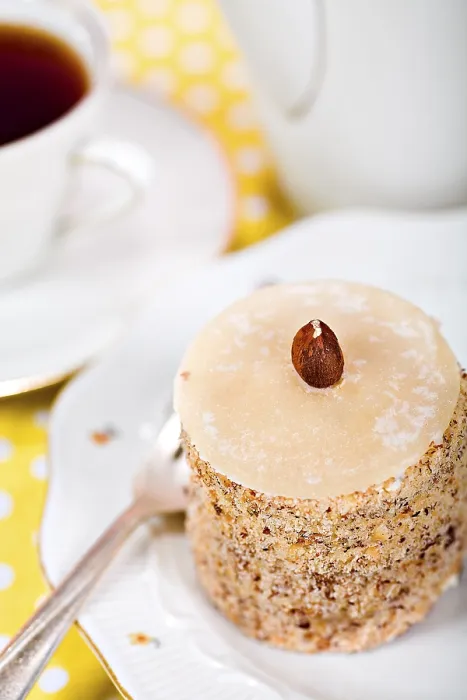 Gerahmter Druck : Nusskuchen Gerahmter Druck : Nusskuchen