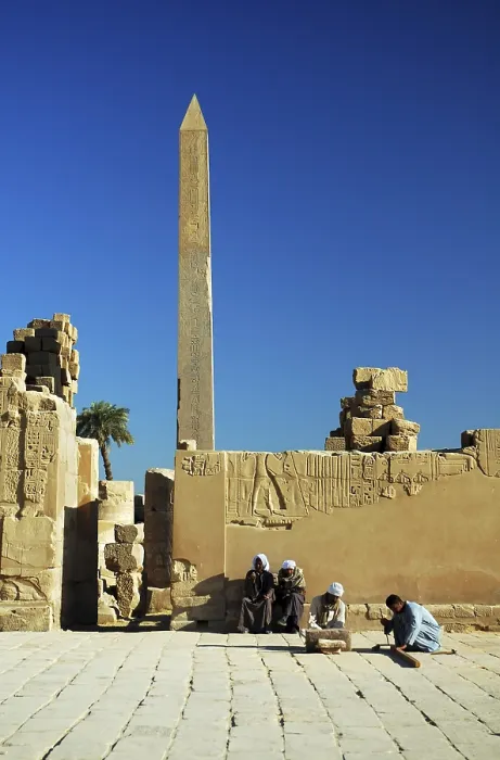 Gerahmter Druck : Obelisk am Tempelkomplex von Karnak Gerahmter Druck : Obelisk am Tempelkomplex von Karnak