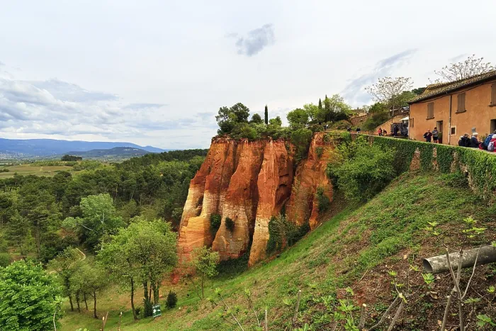 Gerahmter Druck : Ochsenkalkfelsen, Roussillon, Vaucluse Gerahmter Druck : Ochsenkalkfelsen, Roussillon, Vaucluse