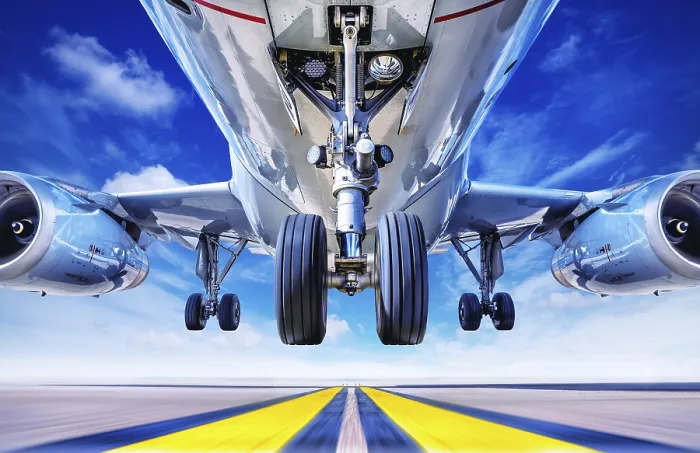 Gerahmter Druck : Abhebung eines modernen Linienflugzeugs Gerahmter Druck : Abhebung eines modernen Linienflugzeugs