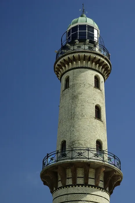 Gerahmter Druck : Altes Leuchtturm in Warnemünde Deutschland Gerahmter Druck : Altes Leuchtturm in Warnemünde Deutschland