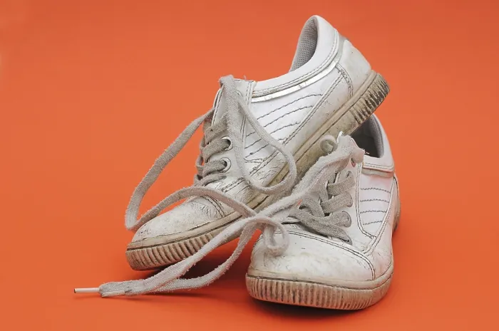 Gerahmter Druck : Alte Sneaker Gerahmter Druck : Alte Sneaker