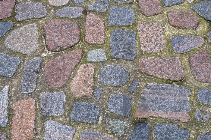 Gerahmter Druck : Alte Steinpflasterstraße im Münsterland, Nordrhein-Westfalen, Deutschland Gerahmter Druck : Alte Steinpflasterstraße im Münsterland, Nordrhein-Westfalen, Deutschland