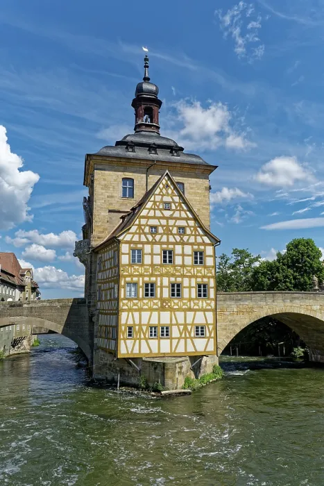Gerahmter Druck : Alte Rathaus an der Pegnitz. Gerahmter Druck : Alte Rathaus an der Pegnitz.