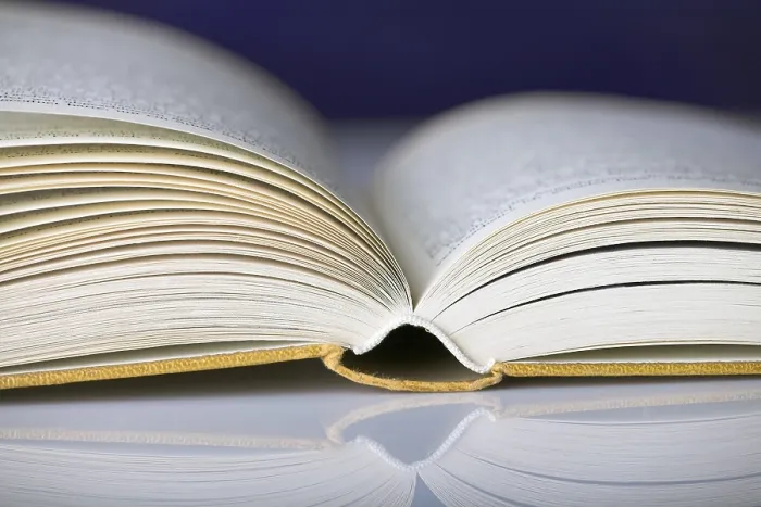 Gerahmter Druck : Offenes Buch Gerahmter Druck : Offenes Buch