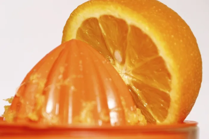 Gerahmter Druck : Orangenpresse Gerahmter Druck : Orangenpresse