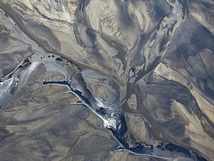 Gerahmter Druck : Überwachsener Flusslandschaft, Eldhraun. Gerahmter Druck : Überwachsener Flusslandschaft, Eldhraun.