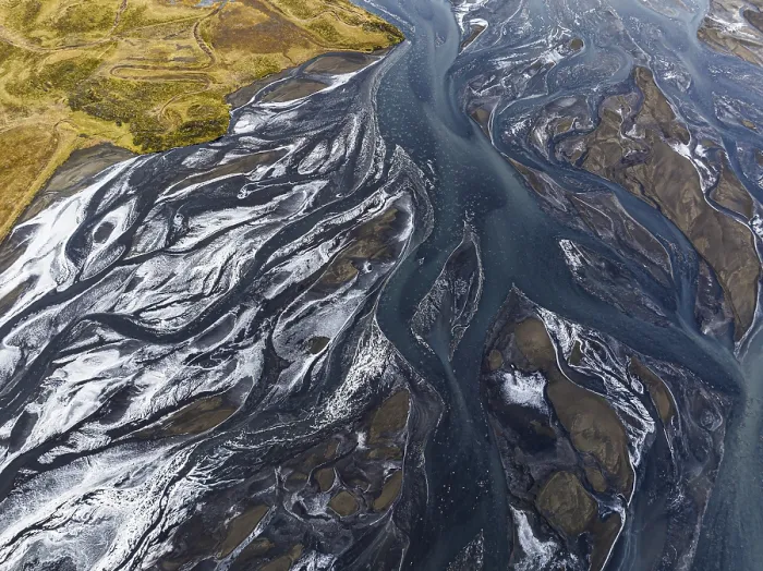 Gerahmter Druck : Überwachsener Flusslandschaft, Eldhraun. Gerahmter Druck : Überwachsener Flusslandschaft, Eldhraun.
