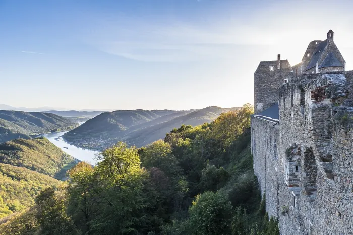 Gerahmter Druck : Blick vom Aggsteinburg über die Donau. Gerahmter Druck : Blick vom Aggsteinburg über die Donau.