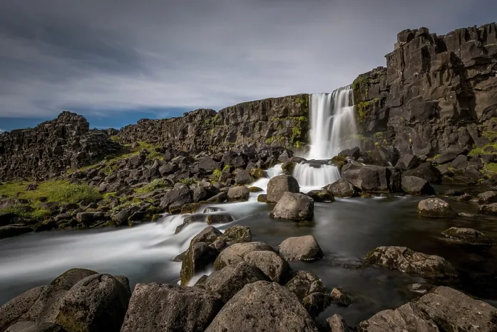 Gerahmter Druck : Oxararfoss-Wasserfall Gerahmter Druck : Oxararfoss-Wasserfall