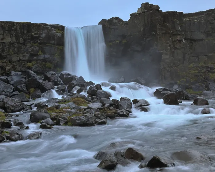 Gerahmter Druck : Oxararfoss-Wasserfall Gerahmter Druck : Oxararfoss-Wasserfall
