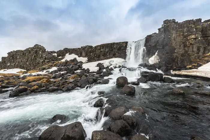 Gerahmter Druck : Oxararfoss-Wasserfall Gerahmter Druck : Oxararfoss-Wasserfall