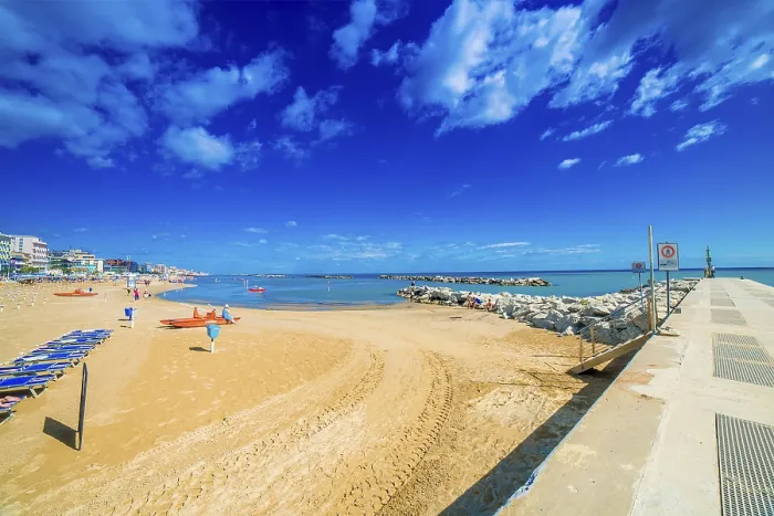 Gerahmter Druck : Panorama der Adria-Küste in Romagna