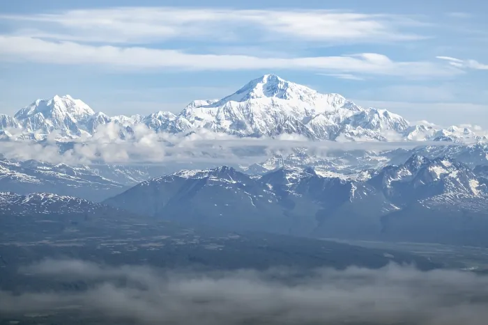 Gerahmter Druck : Panorama, Wolken über hohen Bergen. Gerahmter Druck : Panorama, Wolken über hohen Bergen.
