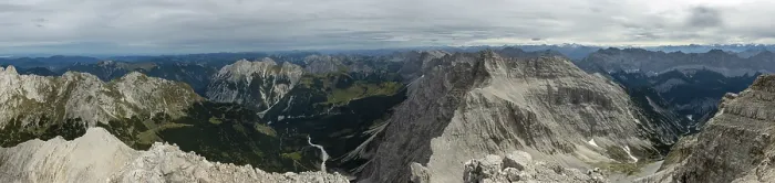 Gerahmter Druck : Panoramablick von der Spitze des Birkkarspitze. Gerahmter Druck : Panoramablick von der Spitze des Birkkarspitze.