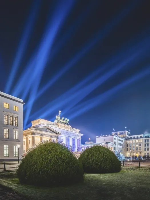 Gerahmter Druck : Platz der Republik und Brandenburger Tor Gerahmter Druck : Platz der Republik und Brandenburger Tor