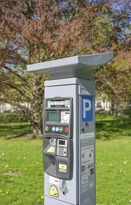 Gerahmter Druck : Parkplatzautomat, Hannover. Gerahmter Druck : Parkplatzautomat, Hannover.