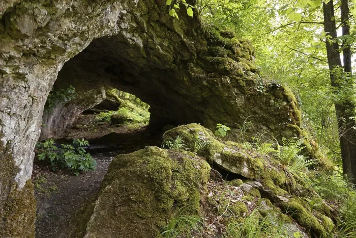 Gerahmter Druck : Höhle am Kuhstein Gerahmter Druck : Höhle am Kuhstein