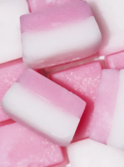 Gerahmter Druck : Pfefferminzcandy, rosa und weiß. Gerahmter Druck : Pfefferminzcandy, rosa und weiß.