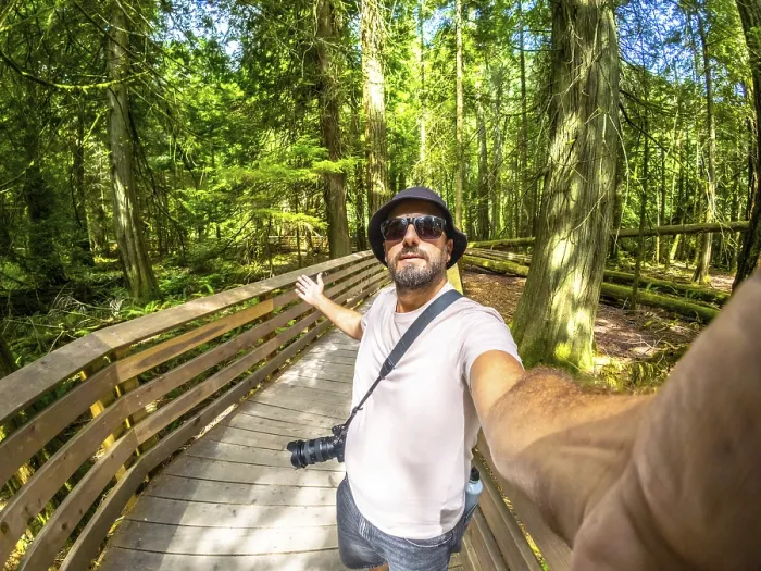 Gerahmter Druck : Fotograf mit Hut Gerahmter Druck : Fotograf mit Hut