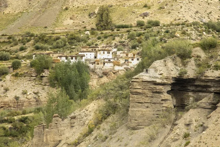 Gerahmter Druck : Phugtal Gompa, ein abgelegenes buddhistisches Kloster. Gerahmter Druck : Phugtal Gompa, ein abgelegenes buddhistisches Kloster.