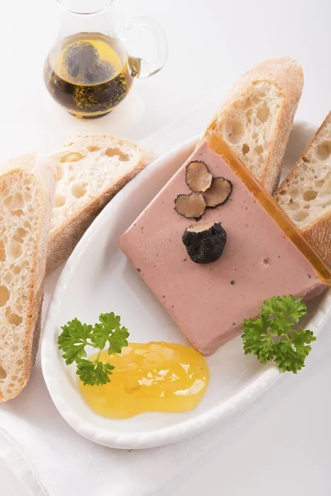 Gerahmter Druck : Torte mit Aspik und Trüffel Gerahmter Druck : Torte mit Aspik und Trüffel