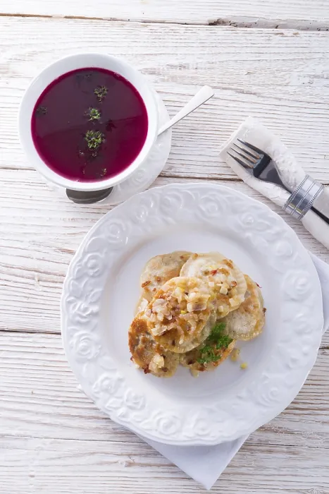 Gerahmter Druck : Pierogi mit Fleisch Gerahmter Druck : Pierogi mit Fleisch