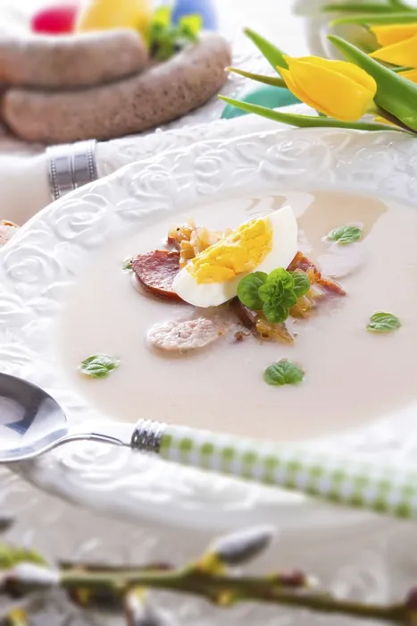 Gerahmter Druck : Polnisches Osterei mit Ei und Wurst. Gerahmter Druck : Polnisches Osterei mit Ei und Wurst.