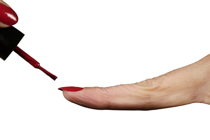 Gerahmter Druck : Nagelglätten Gerahmter Druck : Nagelglätten