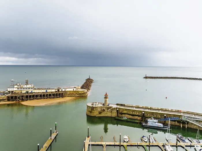 Gerahmter Druck : Hafen von Ramsgate aus einem Drohnen, Ramsgate Gerahmter Druck : Hafen von Ramsgate aus einem Drohnen, Ramsgate