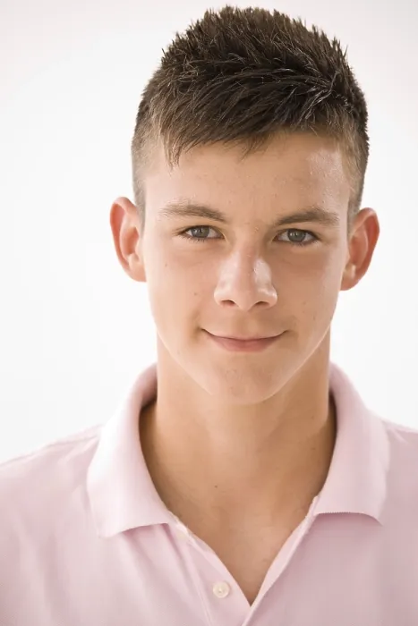 Gerahmter Druck : Porträt eines Jungen. Gerahmter Druck : Porträt eines Jungen.