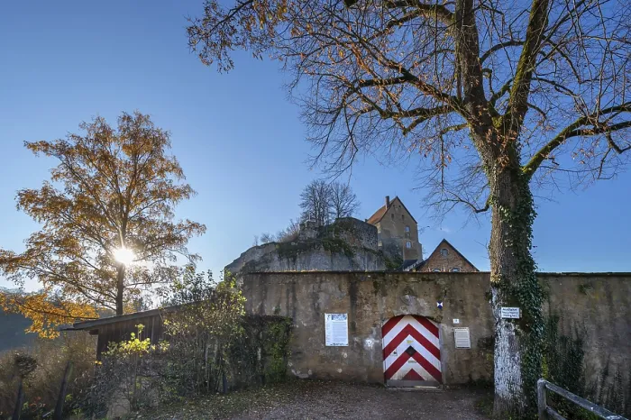 Gerahmter Druck : Schloss Pottenstein, um 1070 erbaut. Gerahmter Druck : Schloss Pottenstein, um 1070 erbaut.