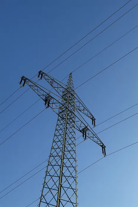 Gerahmter Druck : Strommast