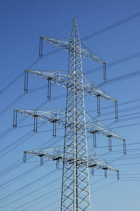 Gerahmter Druck : Mast in der Nähe eines blauen Himmels. Gerahmter Druck : Mast in der Nähe eines blauen Himmels.