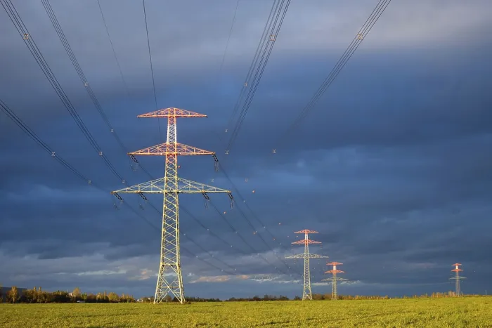 Gerahmter Druck : Stromträger, Hochspannungsleitungen Gerahmter Druck : Stromträger, Hochspannungsleitungen