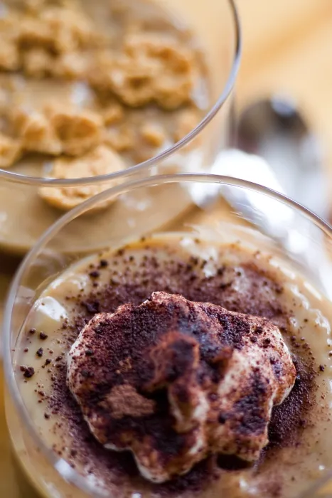 Gerahmter Druck : Pudding-Dessert mit Orangenkuchen Gerahmter Druck : Pudding-Dessert mit Orangenkuchen