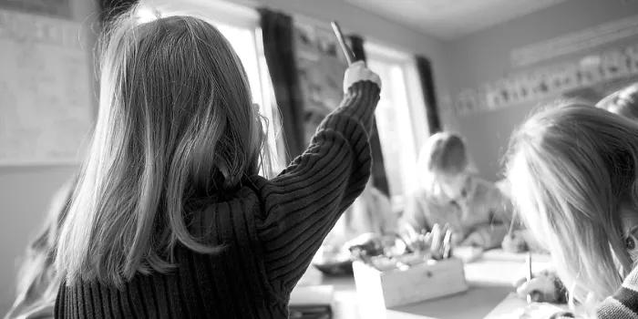 Gerahmter Druck : Schüler im Klassenzimmer Gerahmter Druck : Schüler im Klassenzimmer