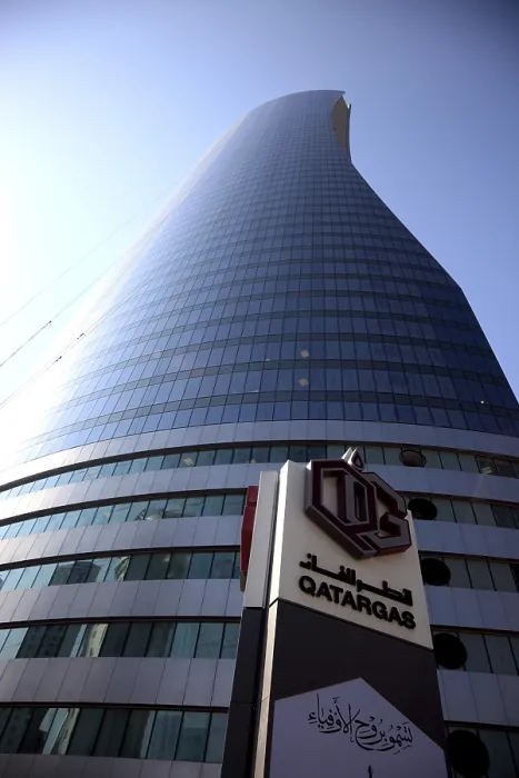 Gerahmter Druck : Qatar Gas Hochhaus, Navigationsturm Gerahmter Druck : Qatar Gas Hochhaus, Navigationsturm