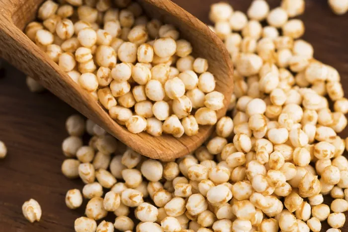 Gerahmter Druck : Quinoa Popping Gerahmter Druck : Quinoa Popping