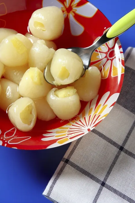 Gerahmter Druck : Rambutan, Lychee mit Ananas innen Dessert. Gerahmter Druck : Rambutan, Lychee mit Ananas innen Dessert.