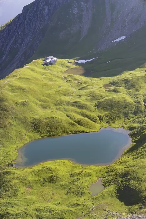 Gerahmter Druck : Rappensee, dahinter Rappenseehütte Gerahmter Druck : Rappensee, dahinter Rappenseehütte