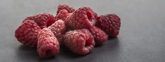 Gerahmter Druck : Raspberry (Rubus idaeus) Gerahmter Druck : Raspberry (Rubus idaeus)