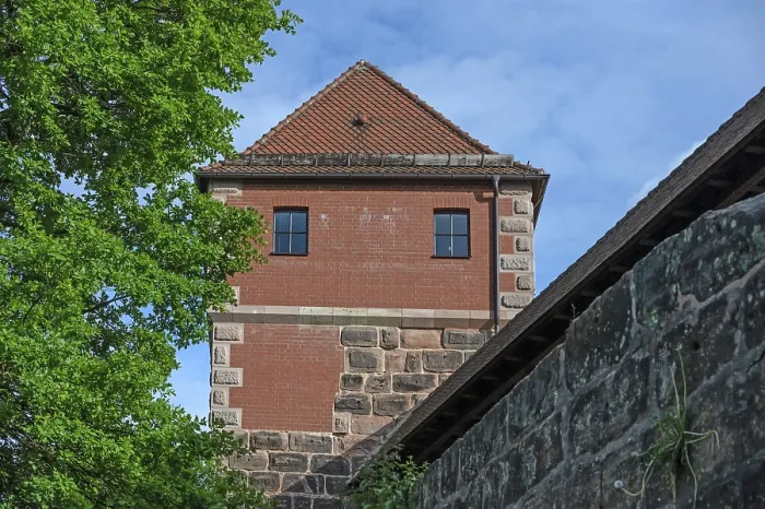 Gerahmter Druck : Rekonstruktion einer Wehranlagen Turm. Gerahmter Druck : Rekonstruktion einer Wehranlagen Turm.