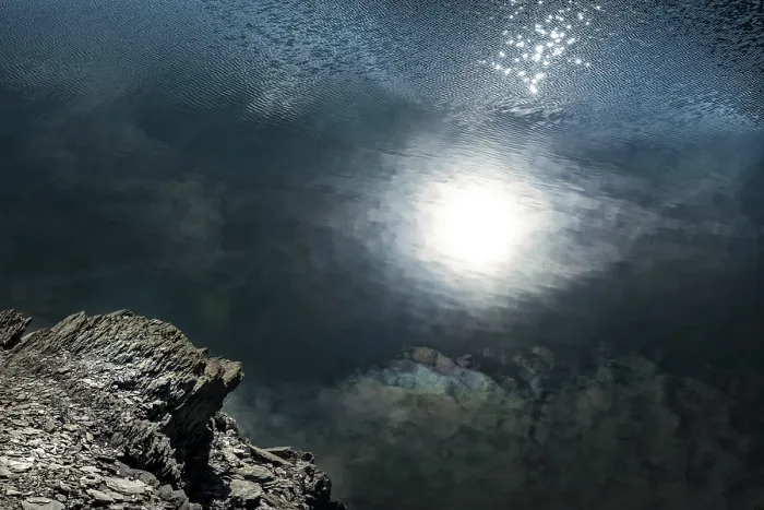 Gerahmter Druck : Spiegelung in einem Bergsee, See. Gerahmter Druck : Spiegelung in einem Bergsee, See.