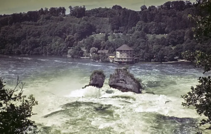 Gerahmter Druck : Rheinfall oder Rheinfalls Wasserfall, Neuhausen am Rheinfall, Kanton Schaffhausen, Schweiz, Europa, 1960 Gerahmter Druck : Rheinfall oder Rheinfalls Wasserfall, Neuhausen am Rheinfall, Kanton Schaffhausen, Schweiz, Europa, 1960